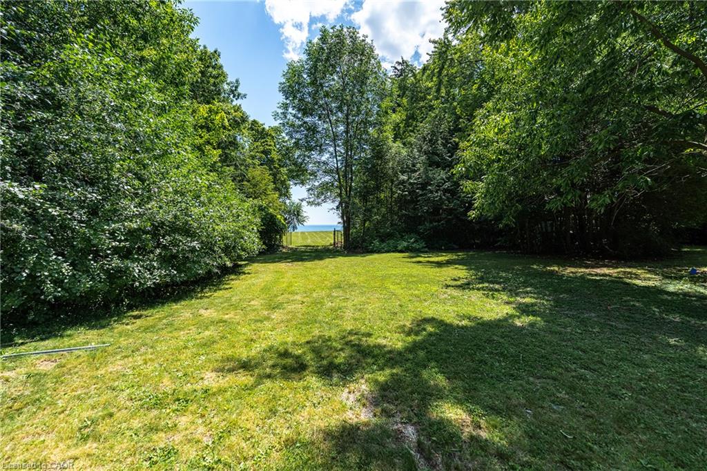 2288 Chancery Lane W Property Photo 6