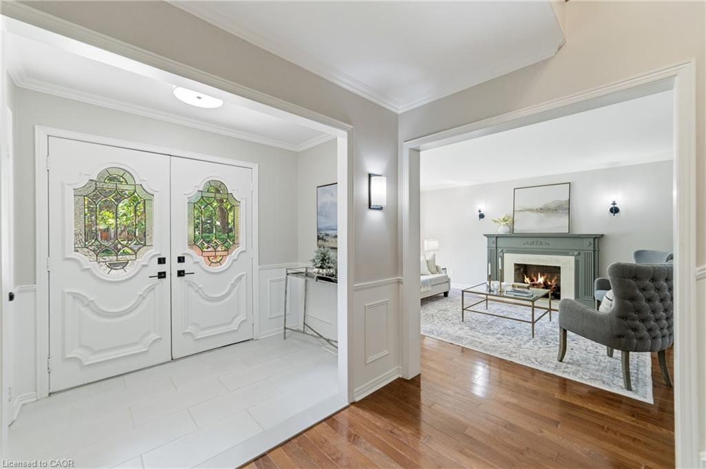1113 Valleywood Court Property Photo 4