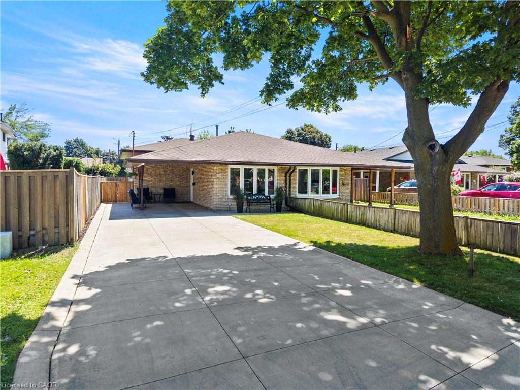 167 Berkindale Drive Property Photo 2