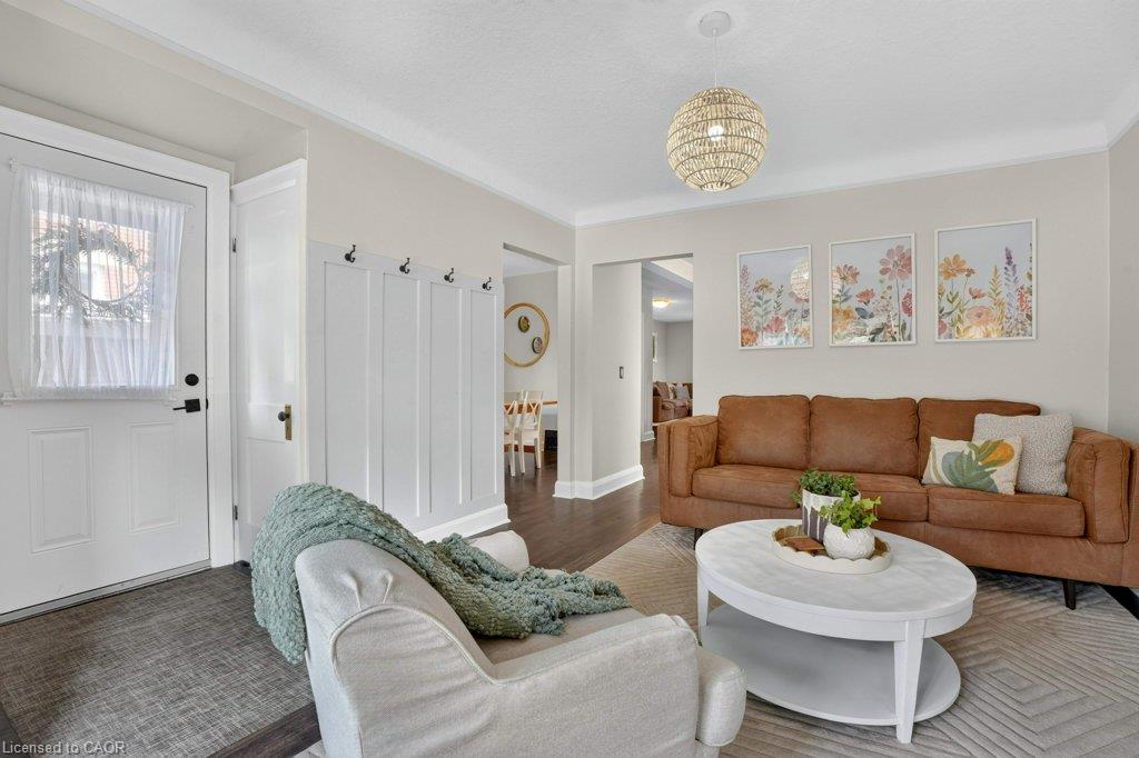 46 Filbert Street Property Photo 8