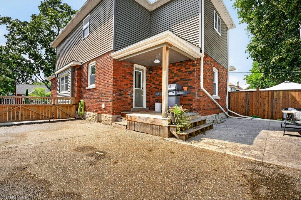 46 Filbert Street Property Photo 39