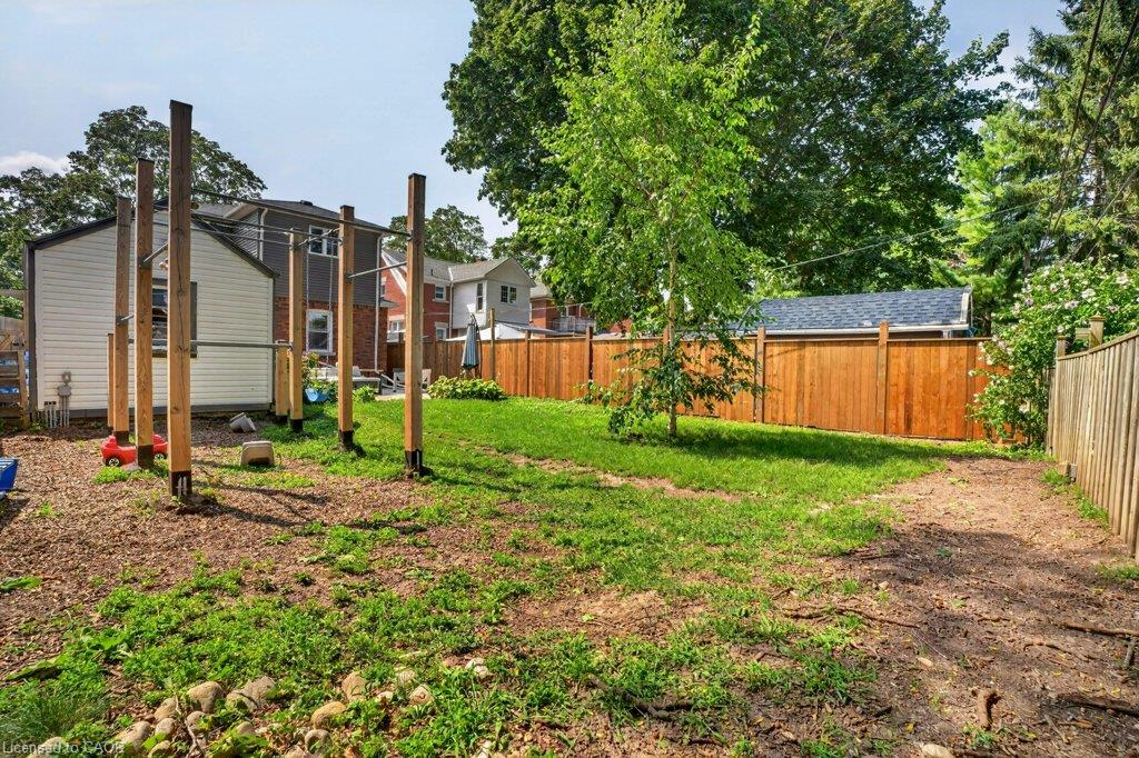 46 Filbert Street Property Photo 43