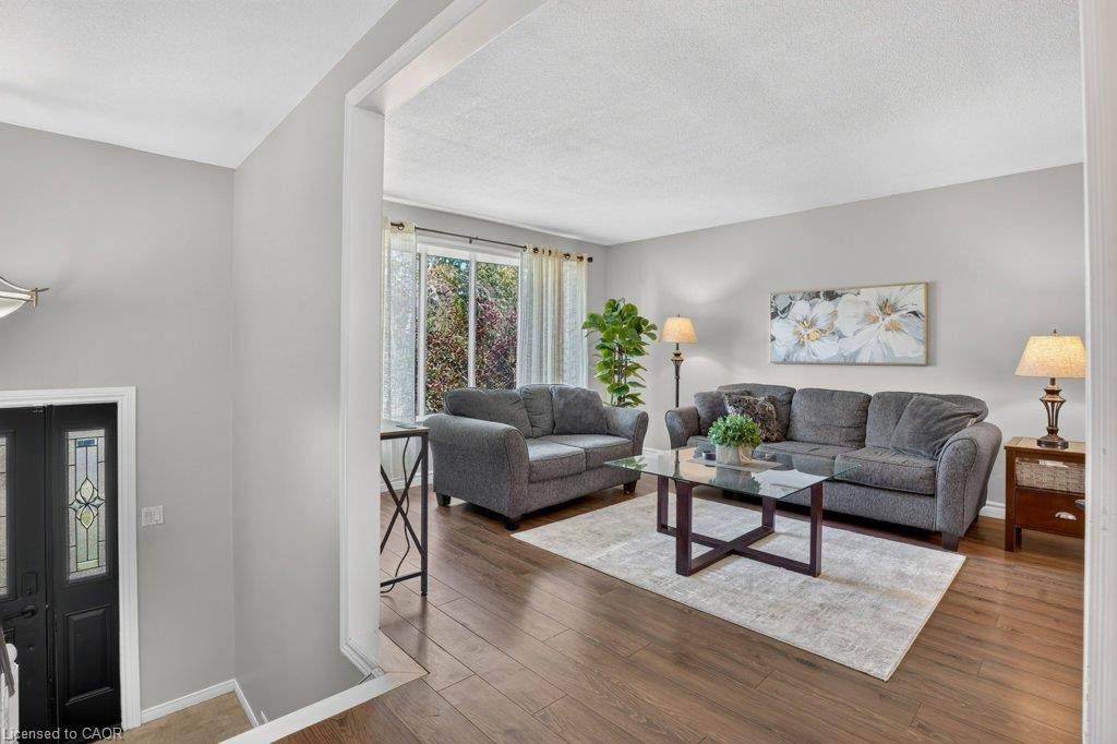 11 Graywood Court Property Photo 6