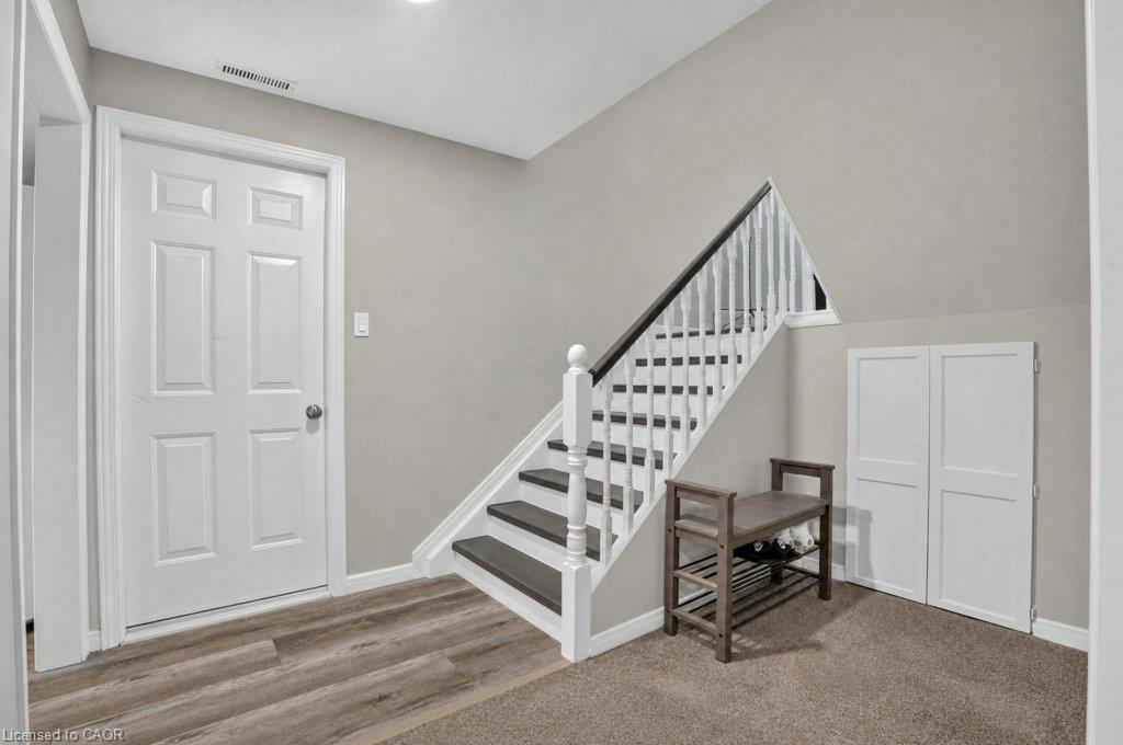 11 Graywood Court Property Photo 24
