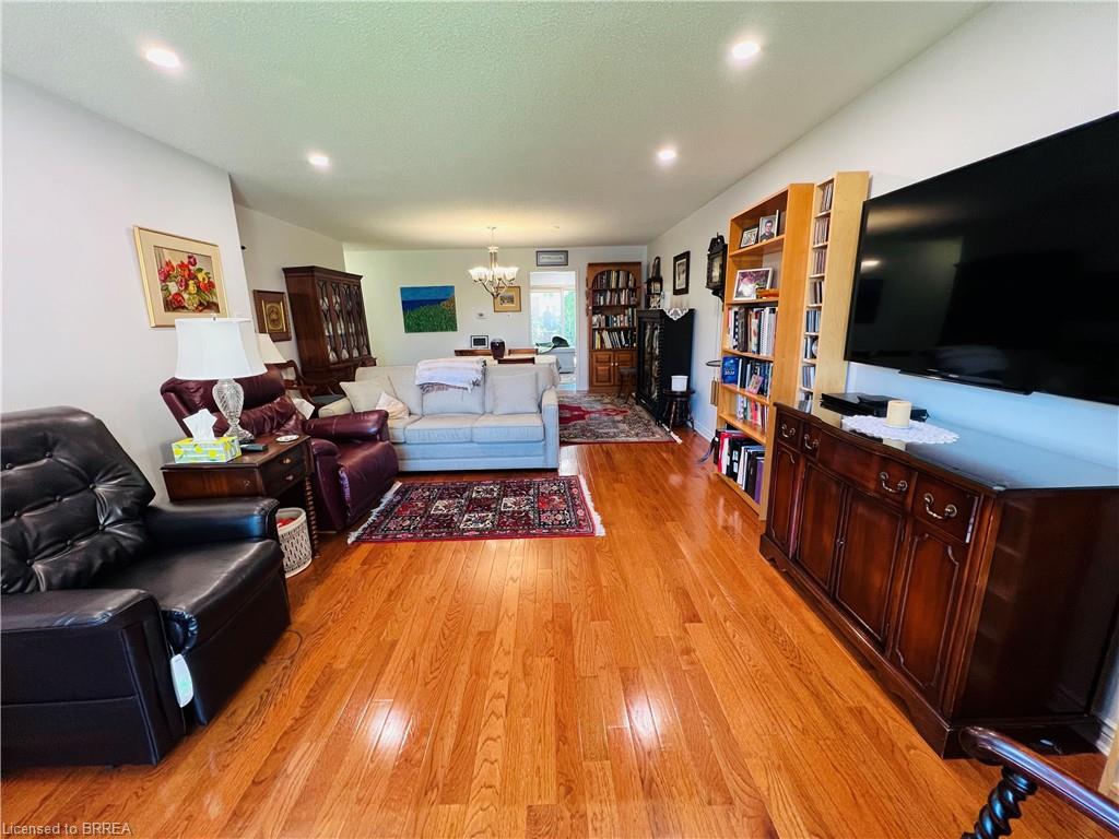 24-5 Cadeau Terrace Property Photo 14