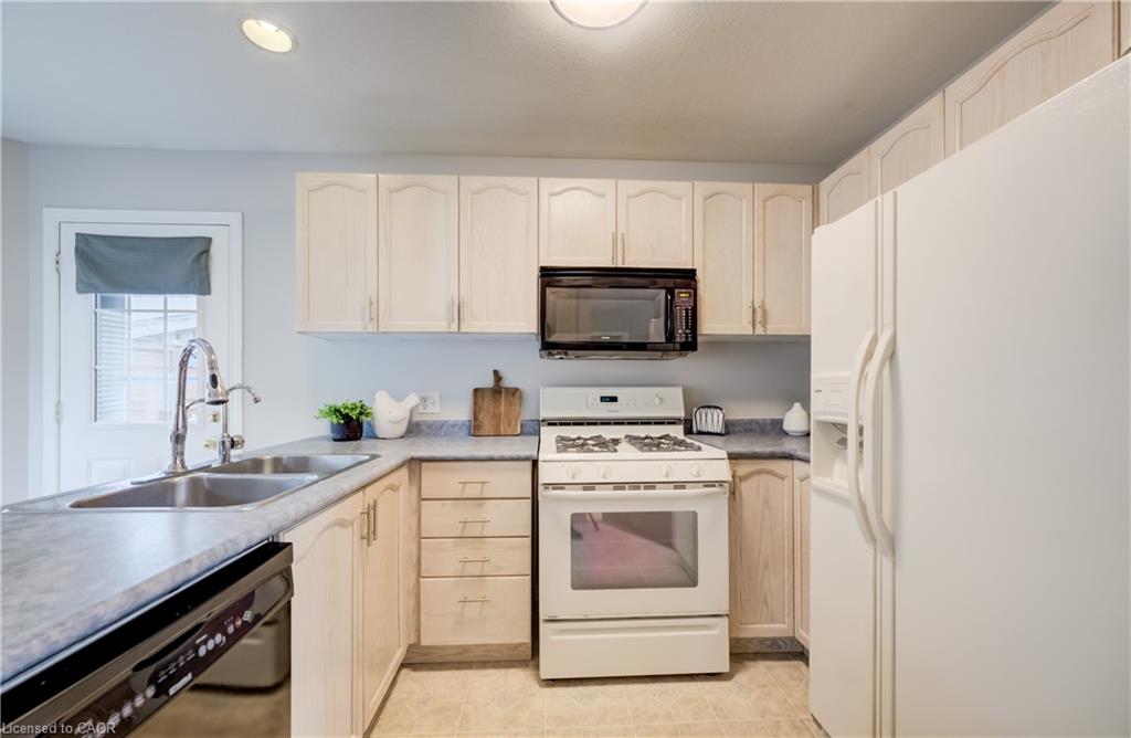 27 Chandos Drive Property Photo 11