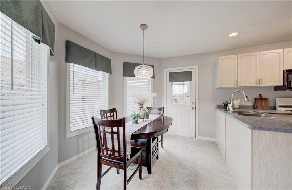 27 Chandos Drive Property Photo 14