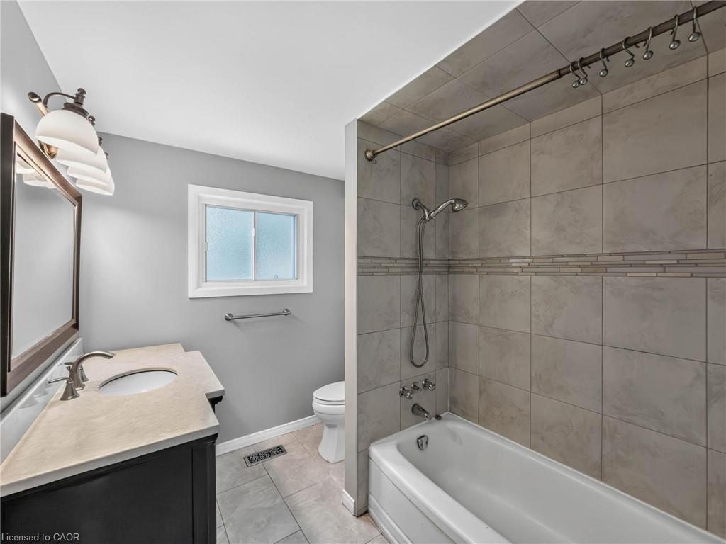 143 Cromwell Crescent Property Photo 14