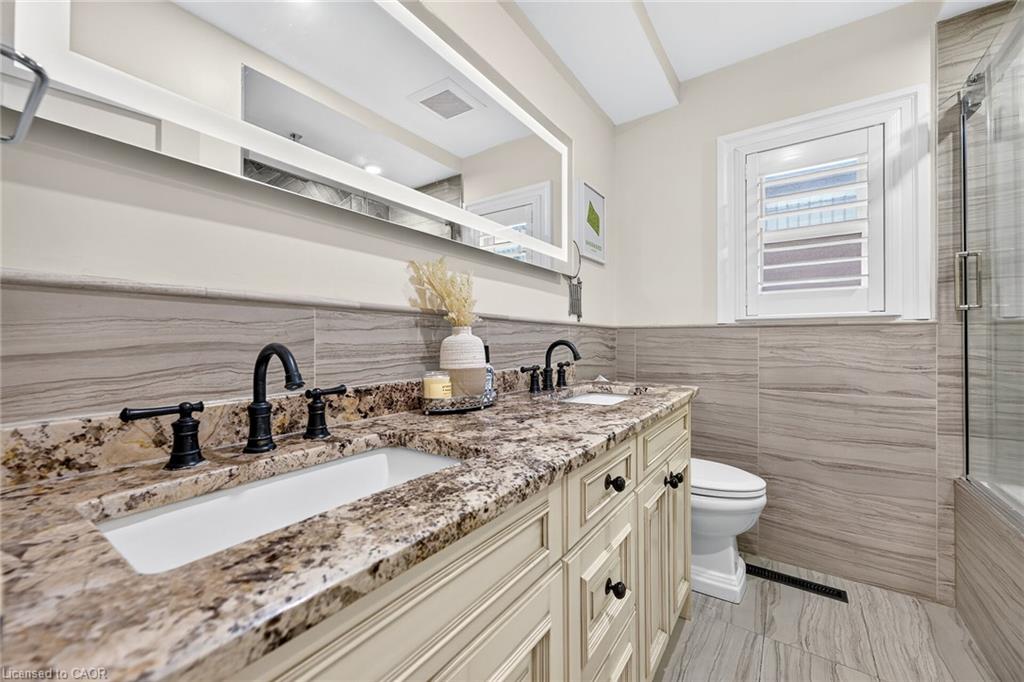 4 Compton Place Property Photo 22