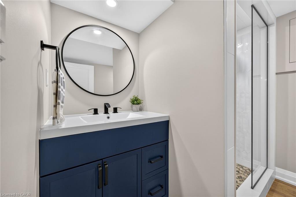 4 Compton Place Property Photo 38