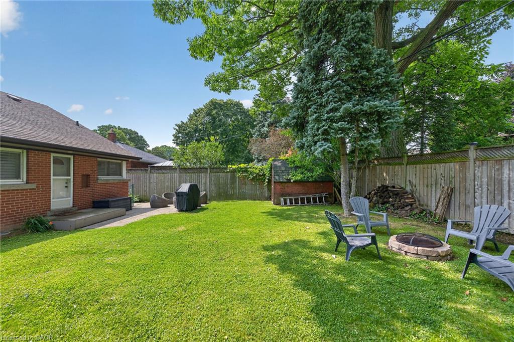 4 Compton Place Property Photo 49