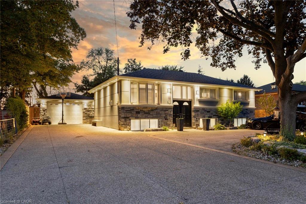 547 Pinegrove Road Property Photo 1