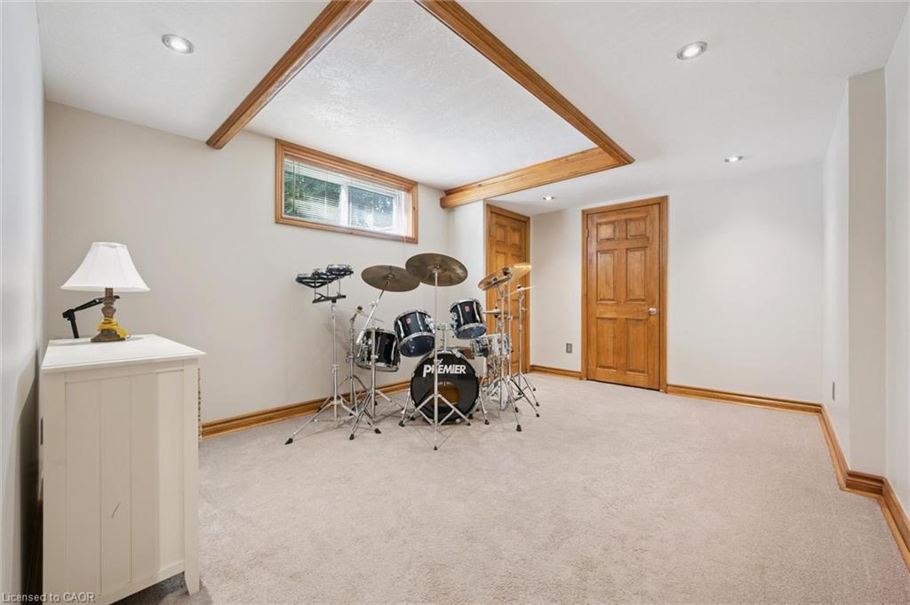 32 Pine Ridge Drive Property Photo 37