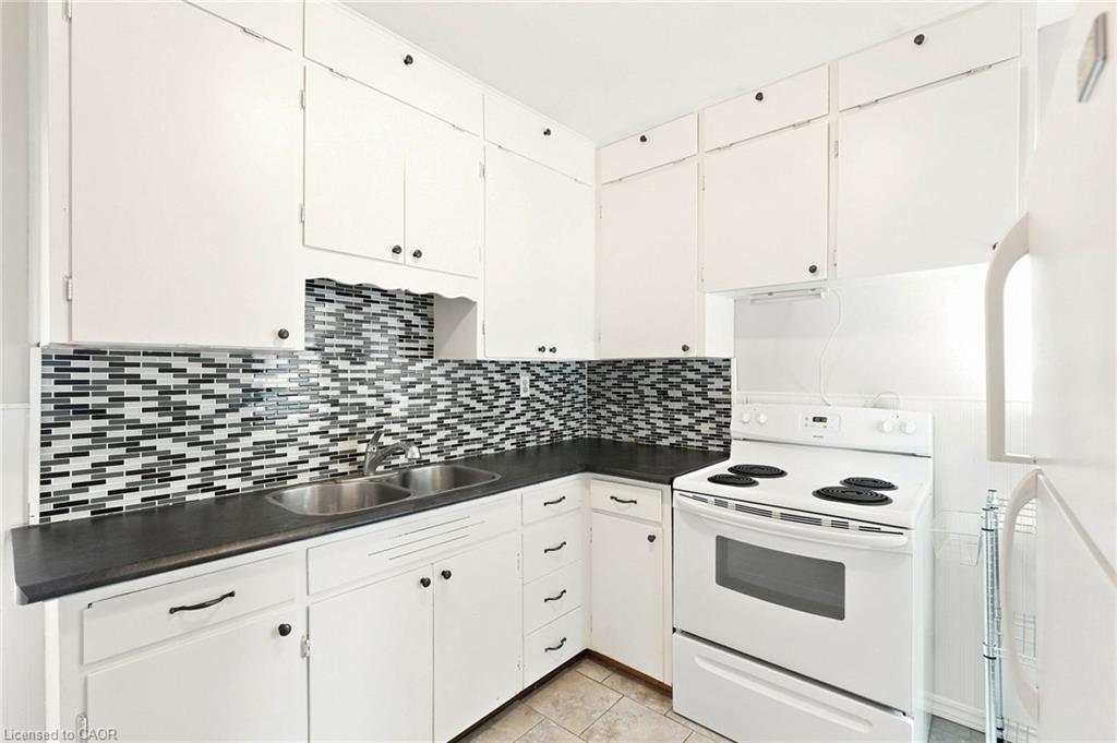 58 Edinburgh Avenue Property Photo 20