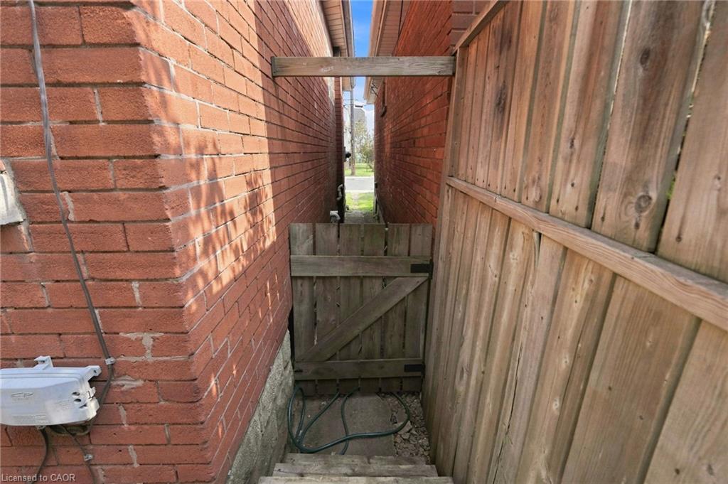 58 Edinburgh Avenue Property Photo 28