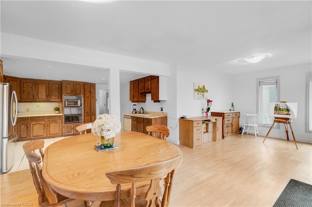 1518 Cawthra Road Property Photo 6