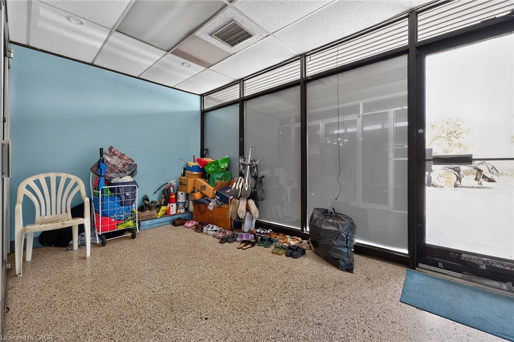 1292 Barton Street E Property Photo 16