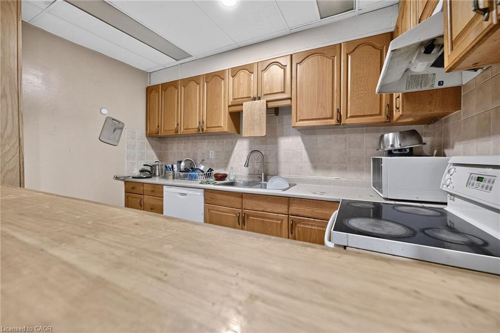 1292 Barton Street E Property Photo 22