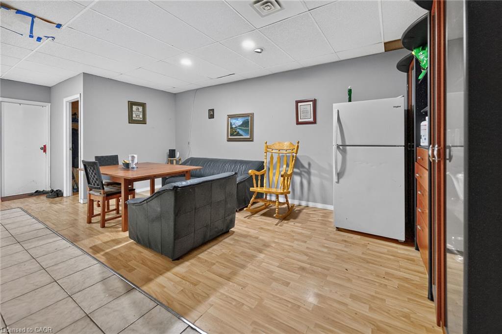 1292 Barton Street E Property Photo 31