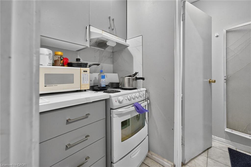 1292 Barton Street E Property Photo 34