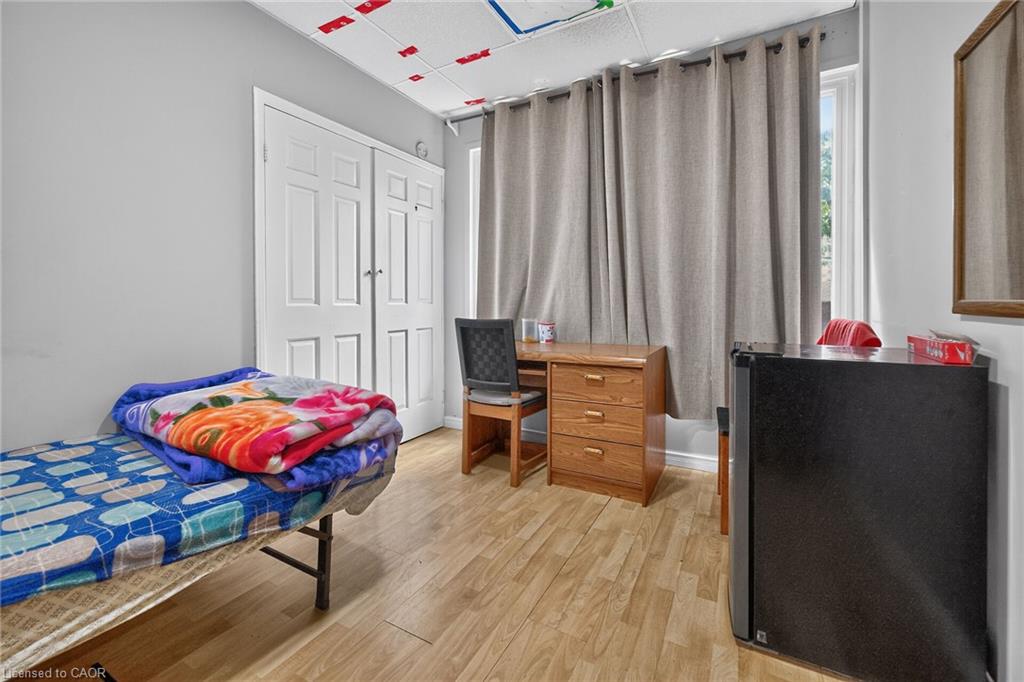 1292 Barton Street E Property Photo 45