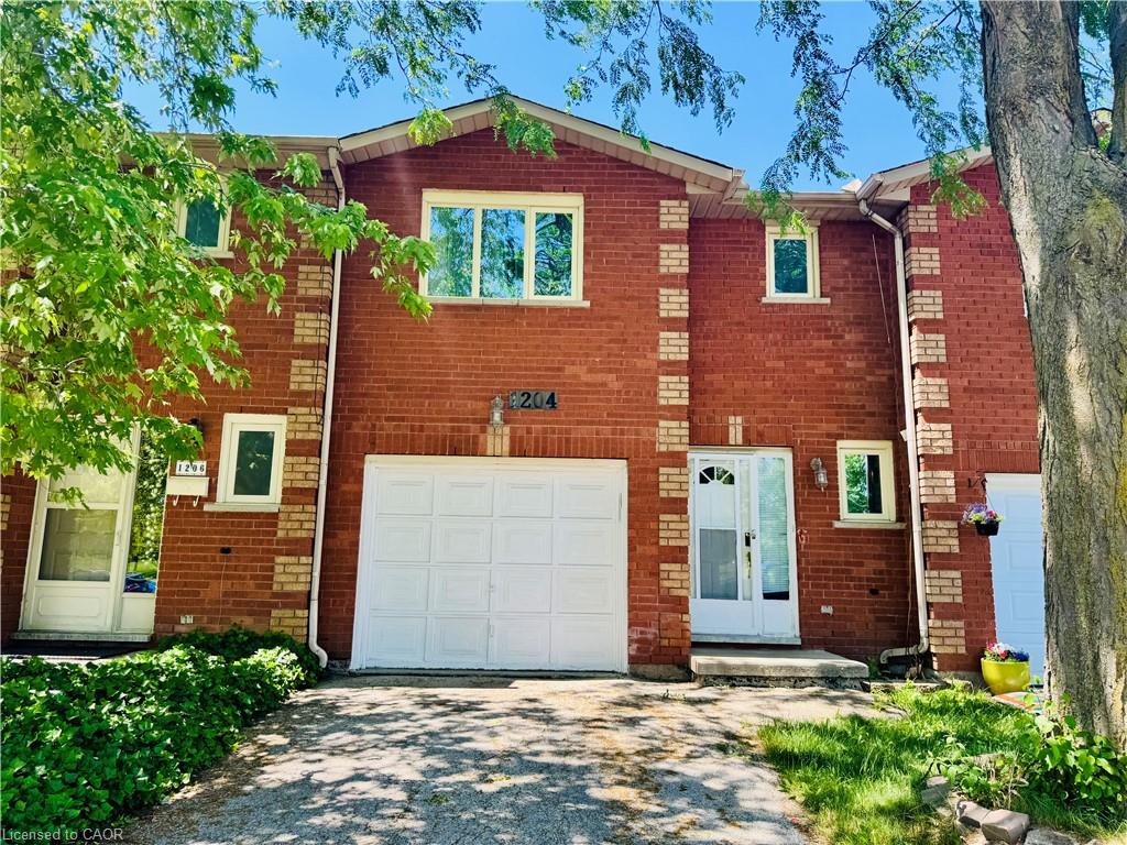 1204 Upper Wentworth Street Property Photo 1