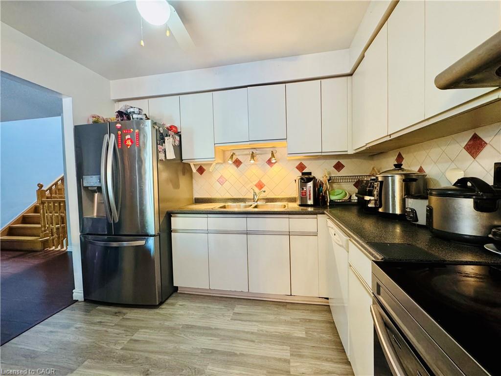 1204 Upper Wentworth Street Property Photo 6