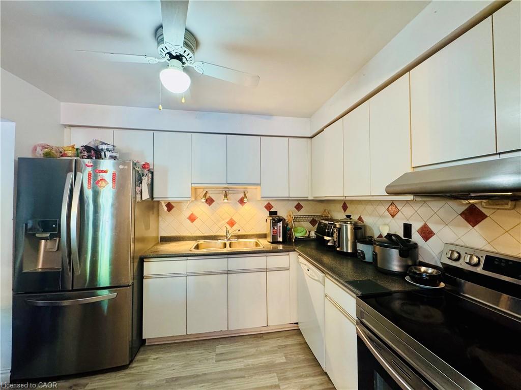 1204 Upper Wentworth Street Property Photo 7