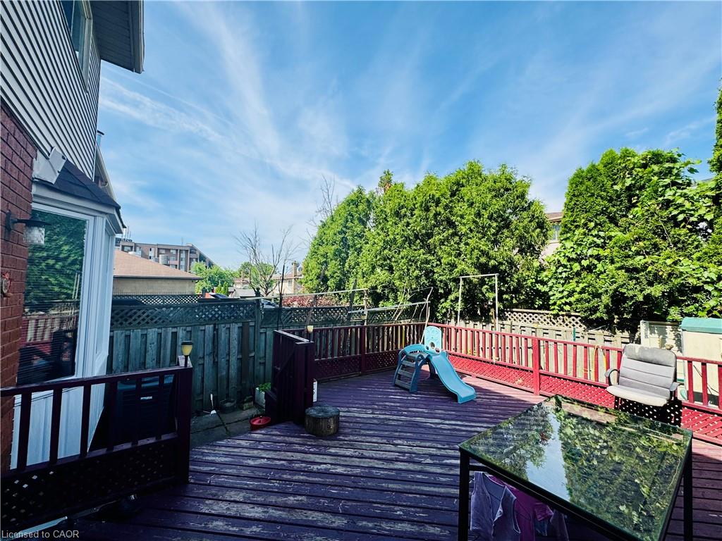 1204 Upper Wentworth Street Property Photo 22
