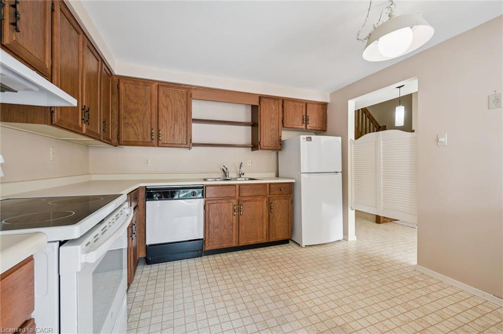 4-477 Beechwood Drive Property Photo 11