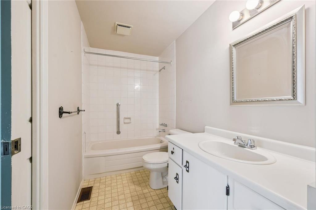 4-477 Beechwood Drive Property Photo 23