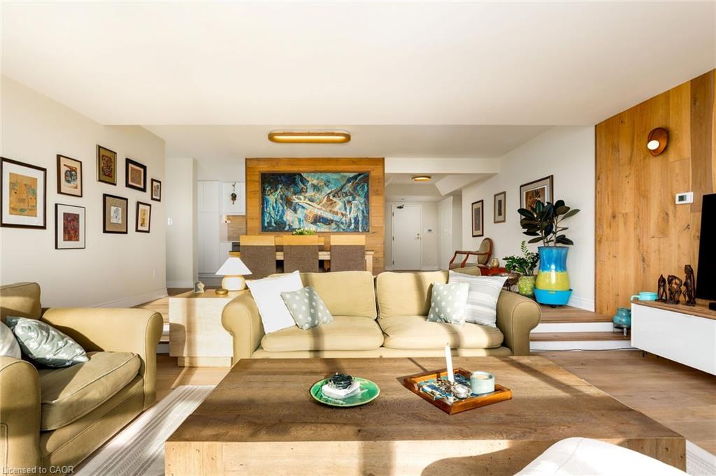 1401-2180 Marine Drive Property Photo 2