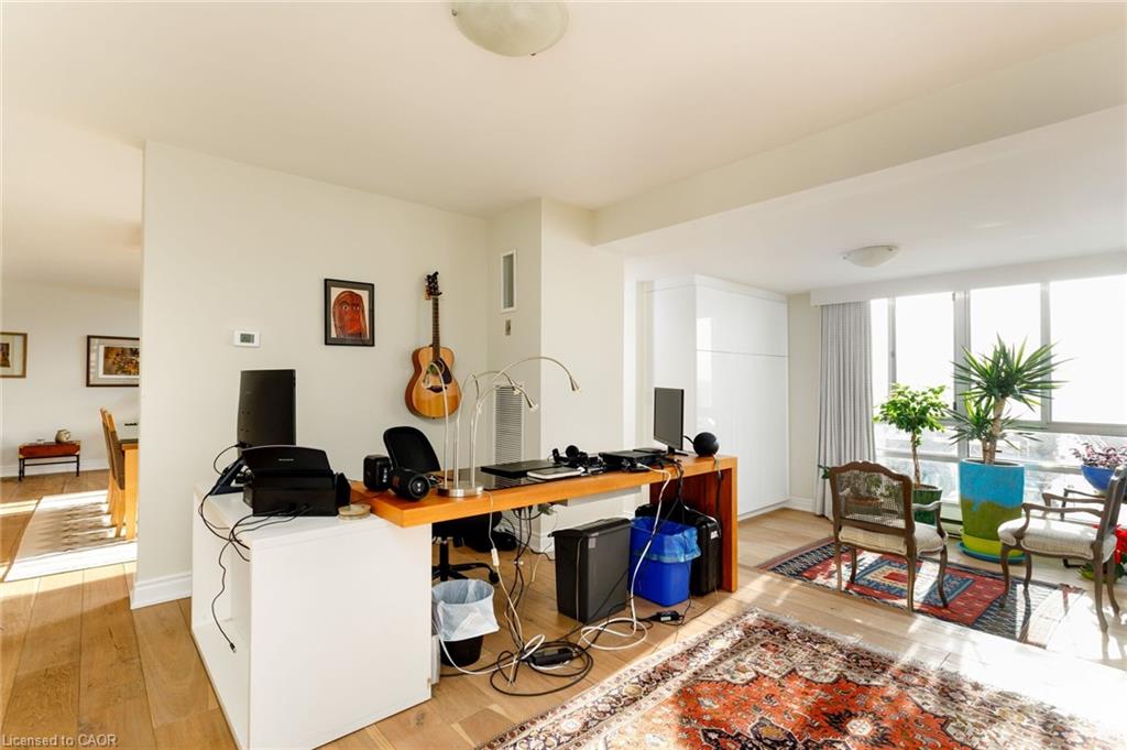 1401-2180 Marine Drive Property Photo 11