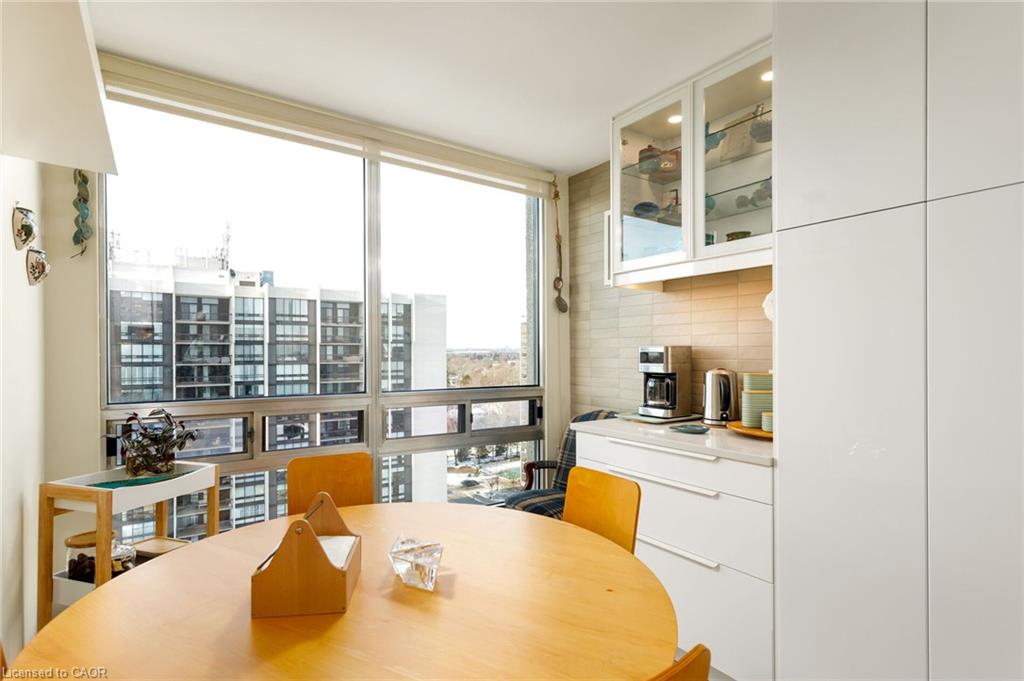 1401-2180 Marine Drive Property Photo 17