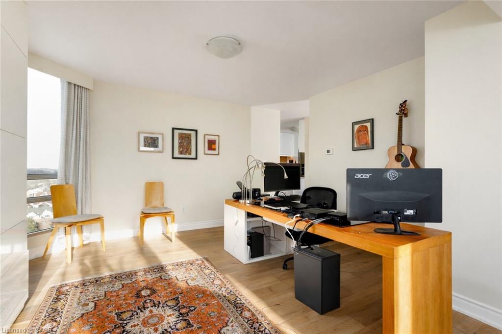 1401-2180 Marine Drive Property Photo 33