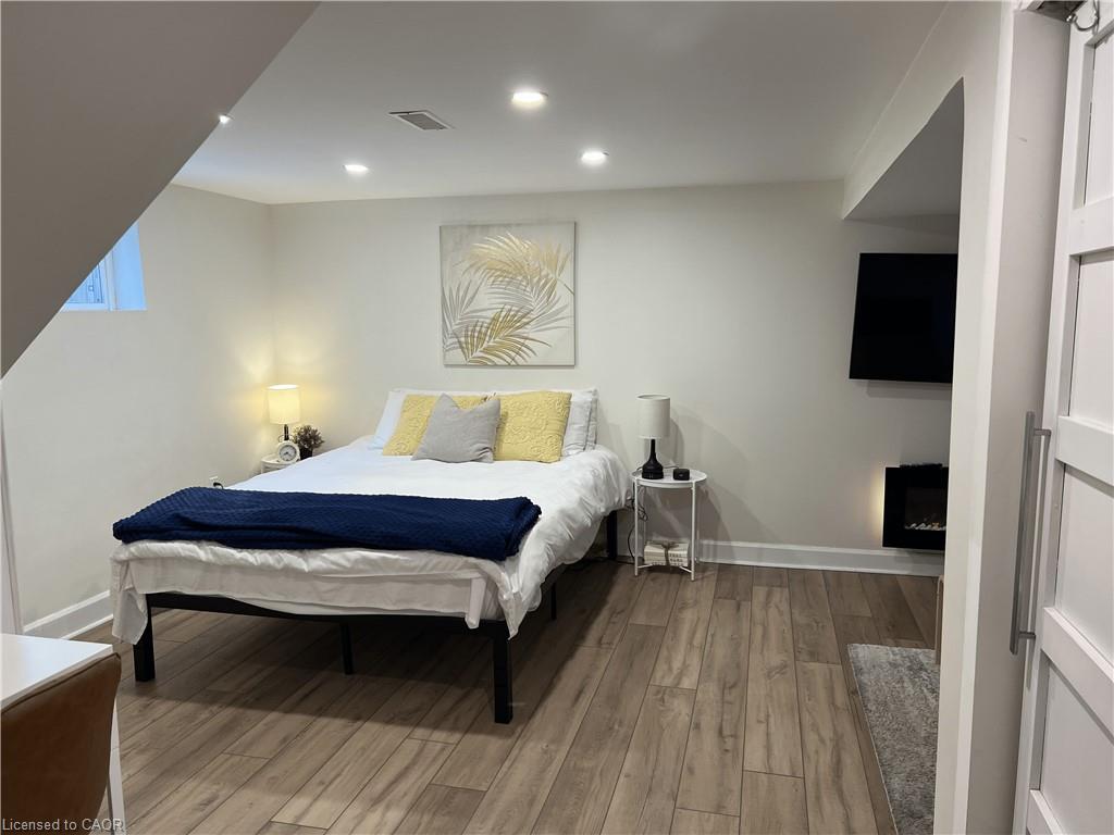 4 Sunning Hill Avenue Property Photo 5