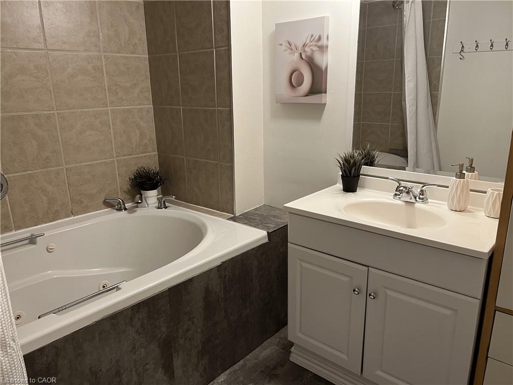 4 Sunning Hill Avenue Property Photo 12