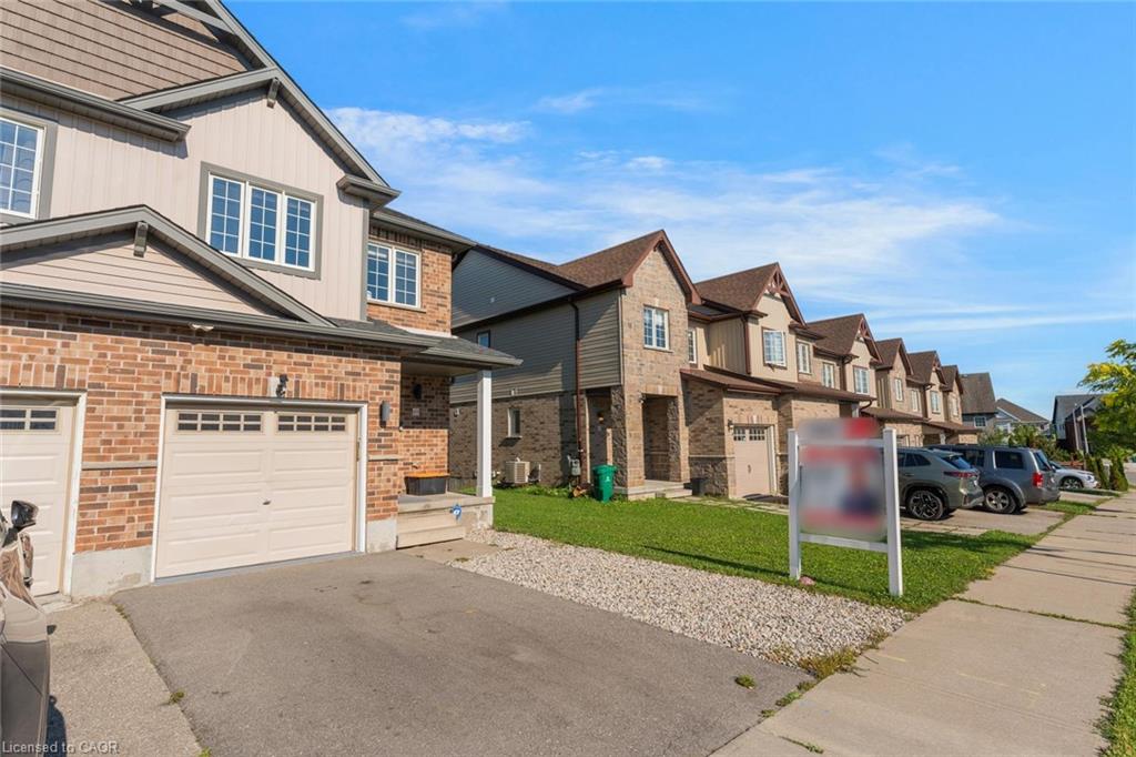 65 Renfrew Street Property Photo 4