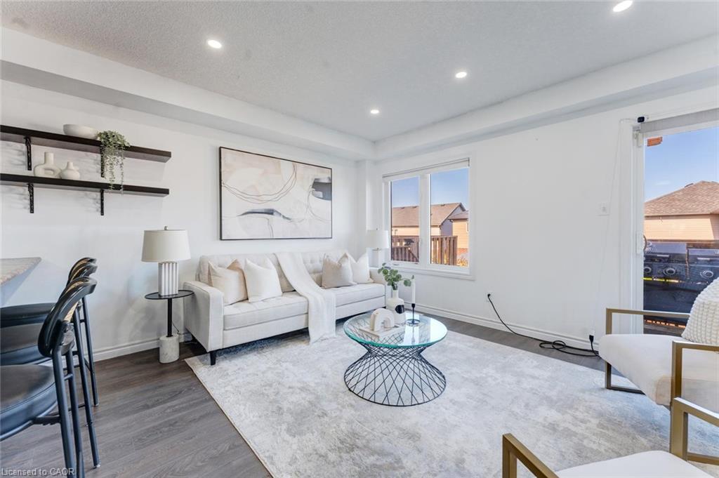 65 Renfrew Street Property Photo 11