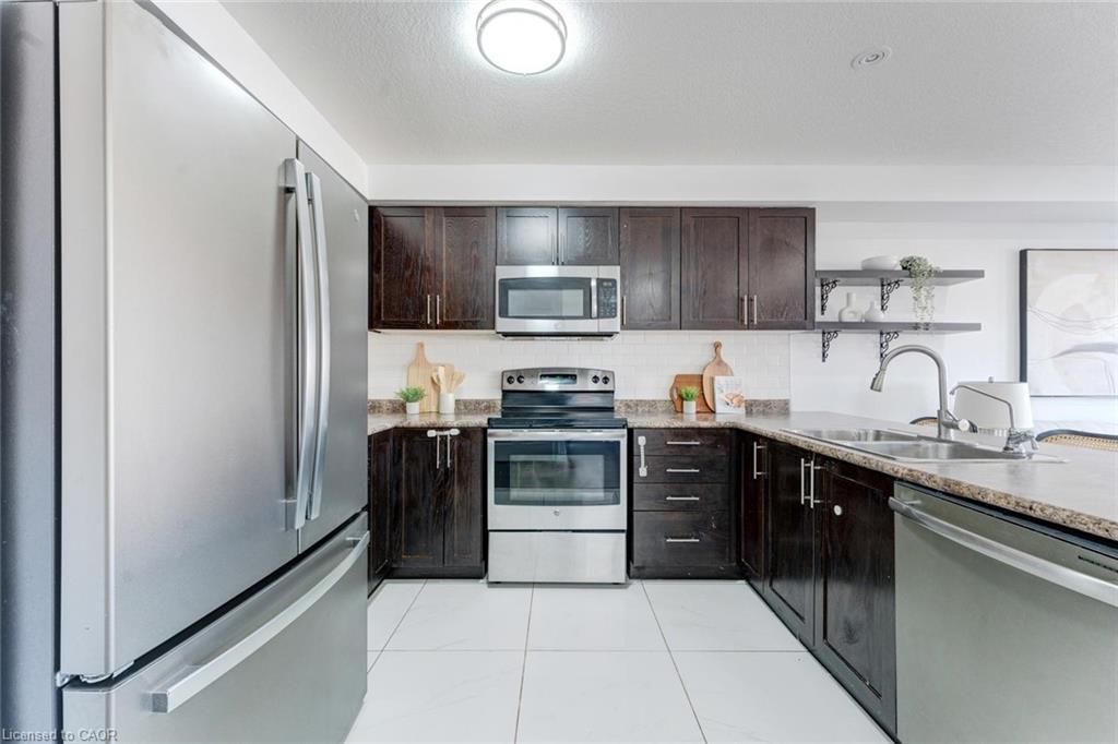 65 Renfrew Street Property Photo 13