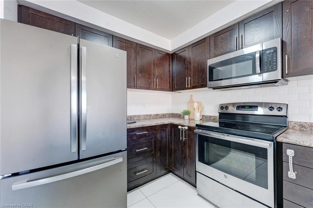 65 Renfrew Street Property Photo 14