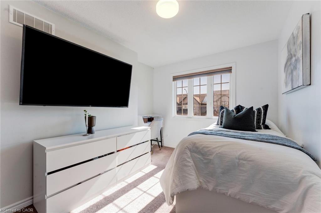65 Renfrew Street Property Photo 19