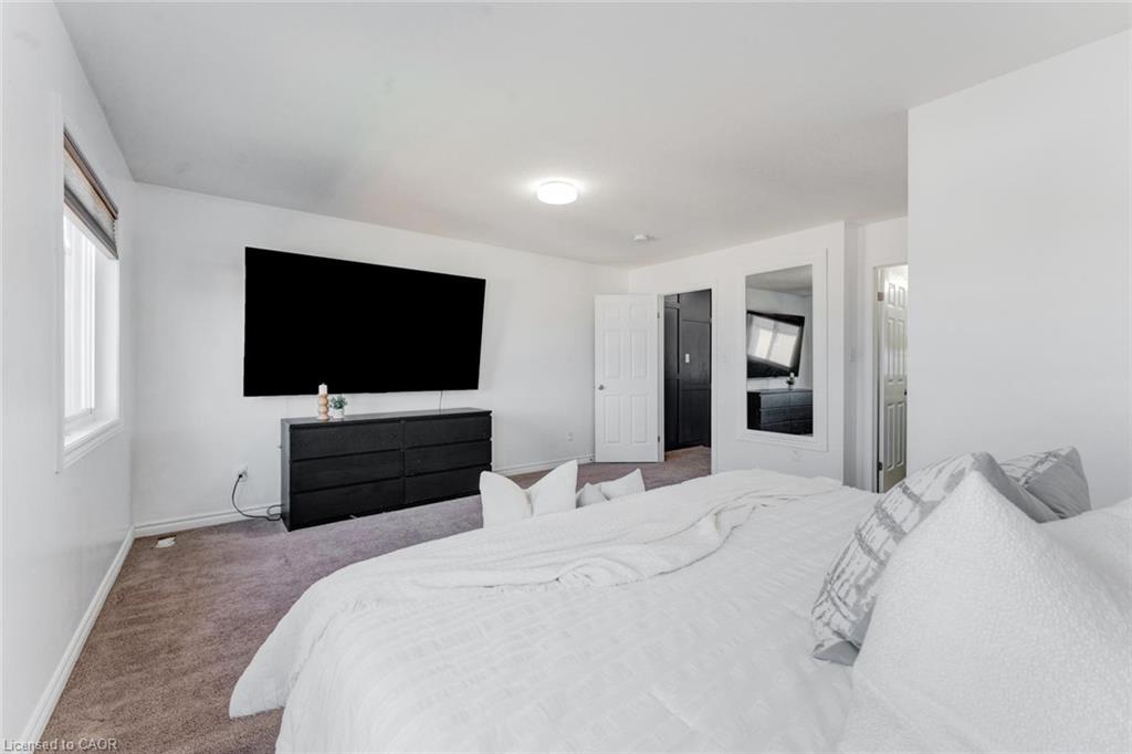 65 Renfrew Street Property Photo 28