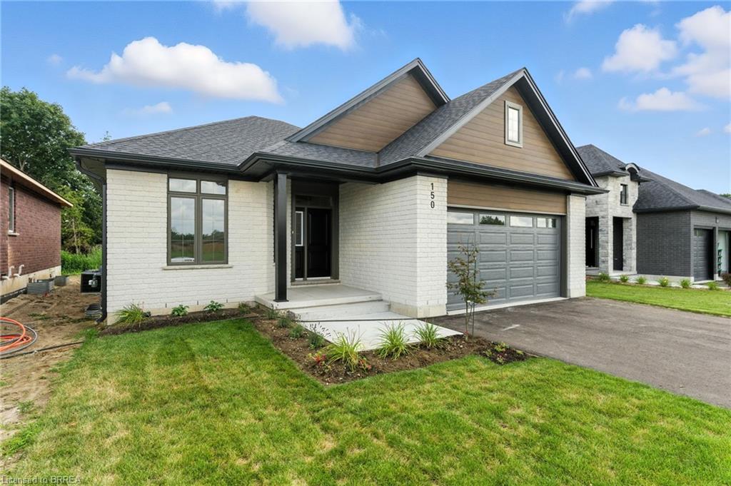 150 Vanrooy Trail Property Photo 1