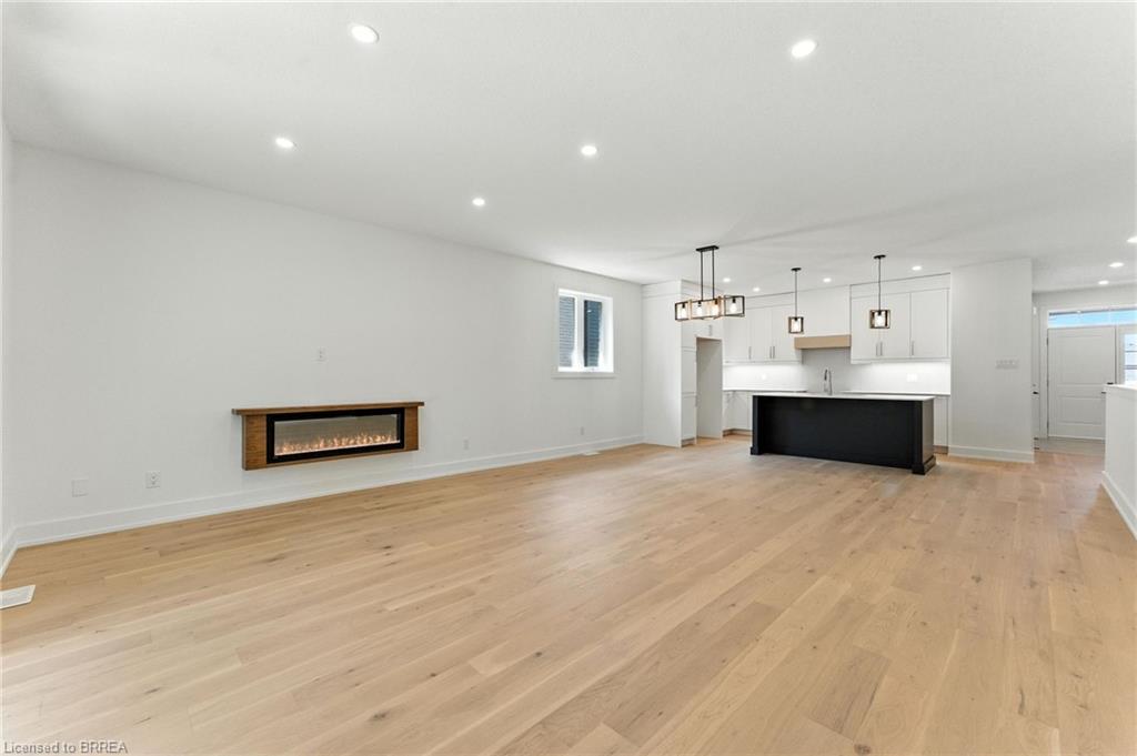 150 Vanrooy Trail Property Photo 15