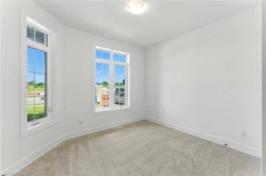 150 Vanrooy Trail Property Photo 21