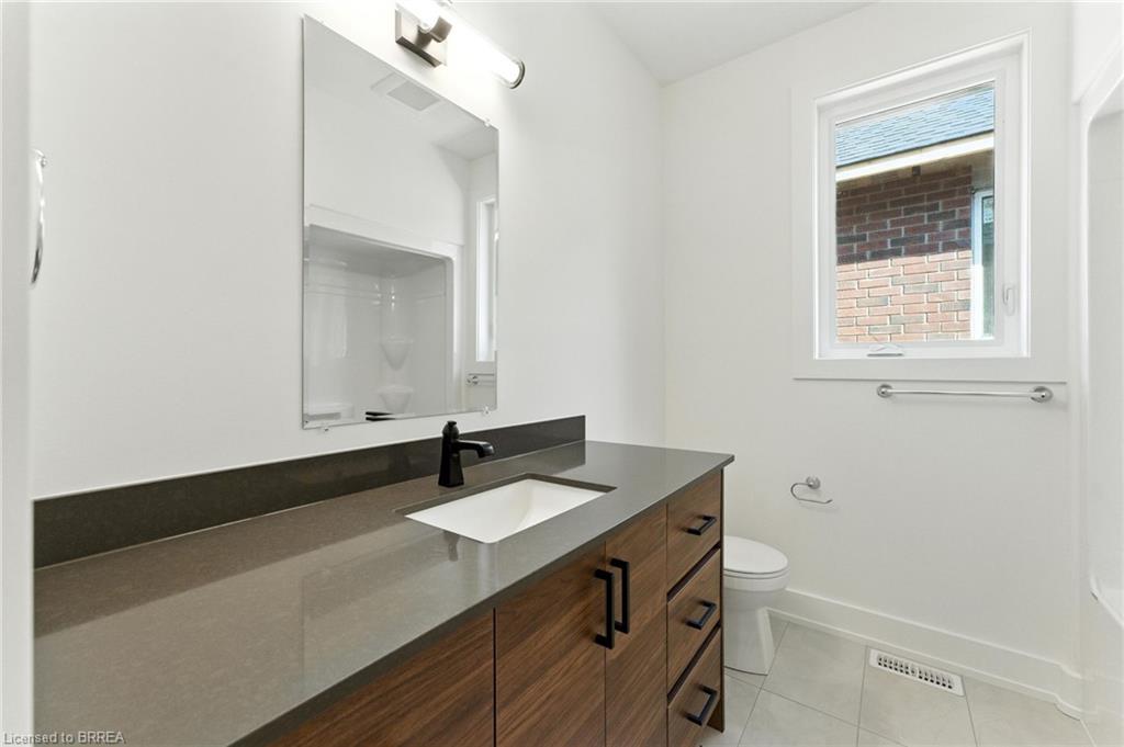 150 Vanrooy Trail Property Photo 22