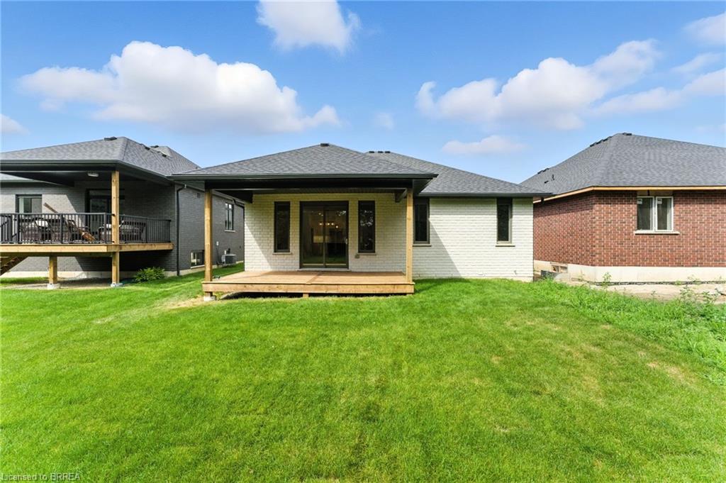 150 Vanrooy Trail Property Photo 28