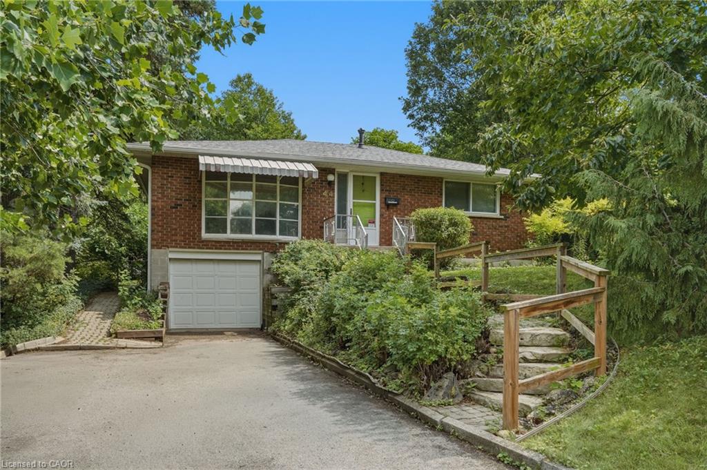 44 Mcdonald Court Property Photo 1