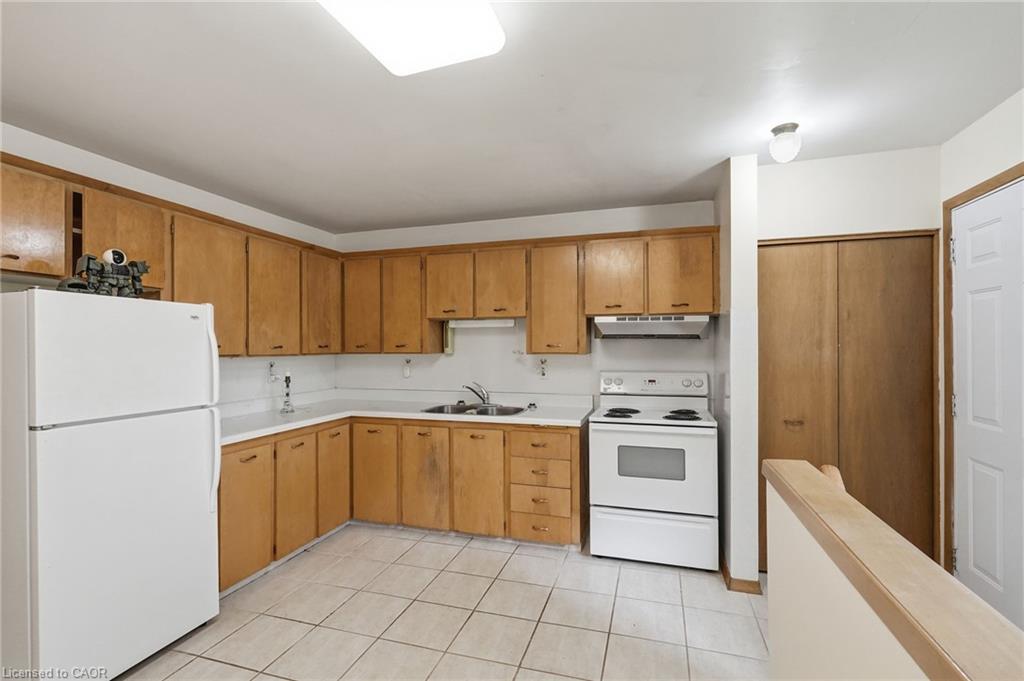 44 Mcdonald Court Property Photo 9